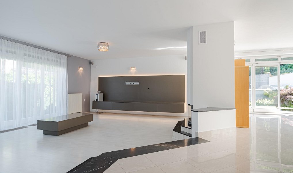 Pronájem domu 241 m², Benátky – náhled fotky 14