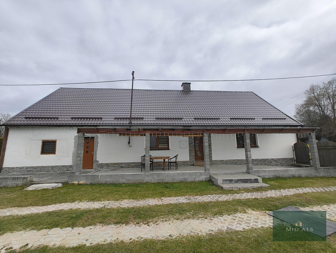 Prodej domu 200 m² s pozemkem 1 301 m² — photo 2
