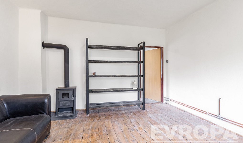 Prodej domu 144 m² s pozemkem 799 m², Úsobí – náhled fotky 8