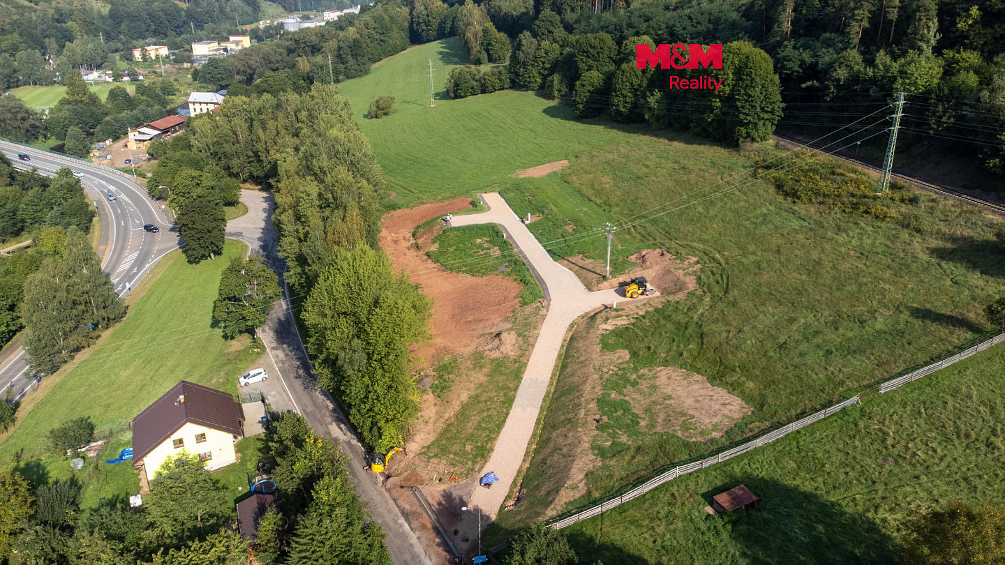 Prodej stavebního pozemku 1 793 m²