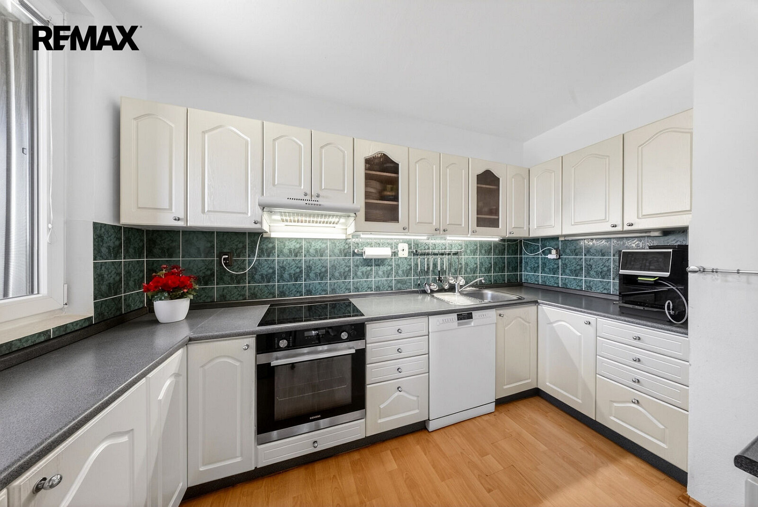 Prodej komerčního objektu (jiného typu) 153 m² – fotografie 5