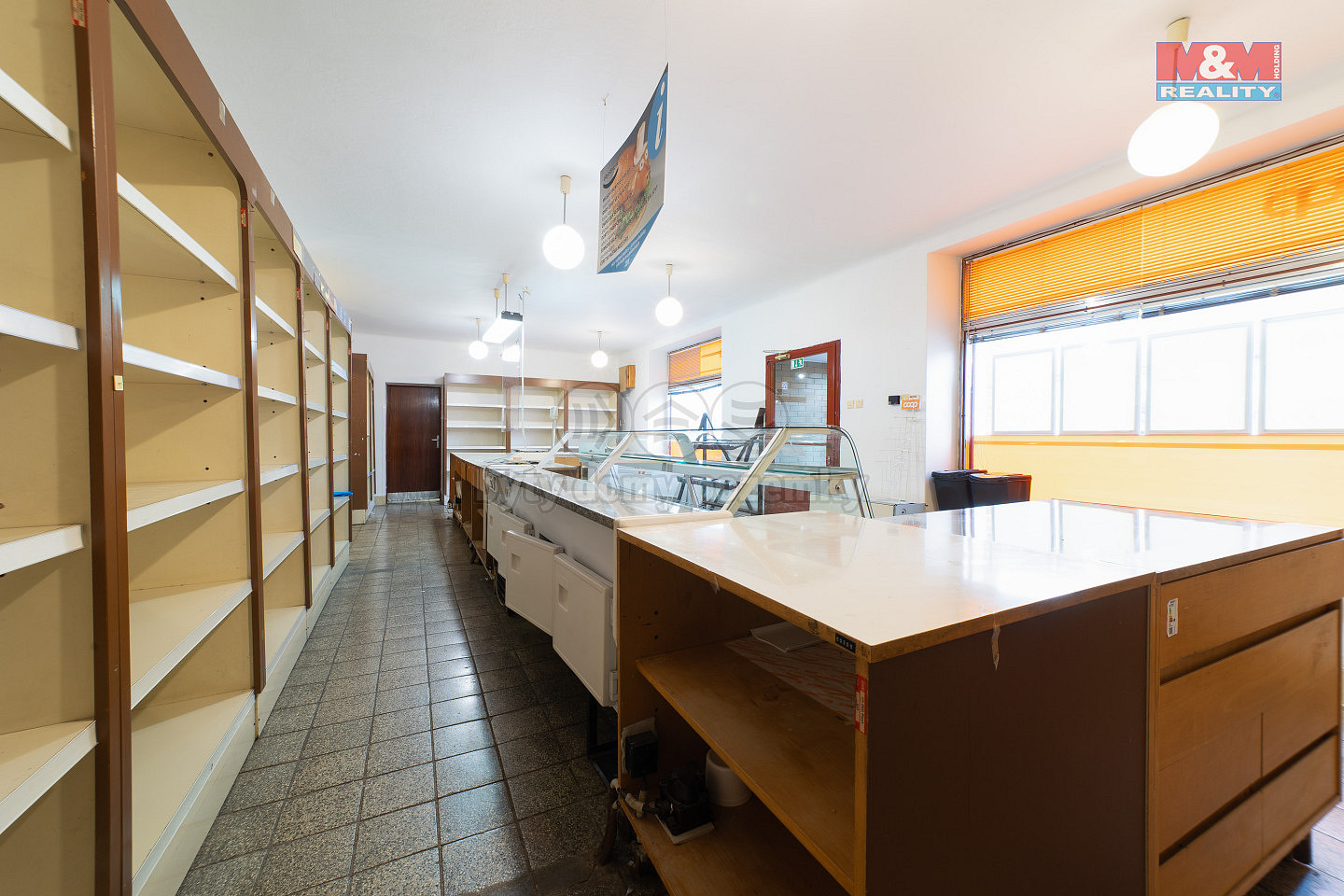 Prodej obchodních prostor 141 m²