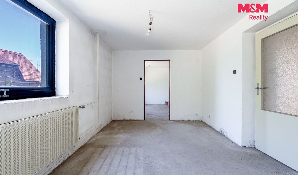 Prodej domu 180 m² s pozemkem 466 m², Chvaletice – náhled fotky 6