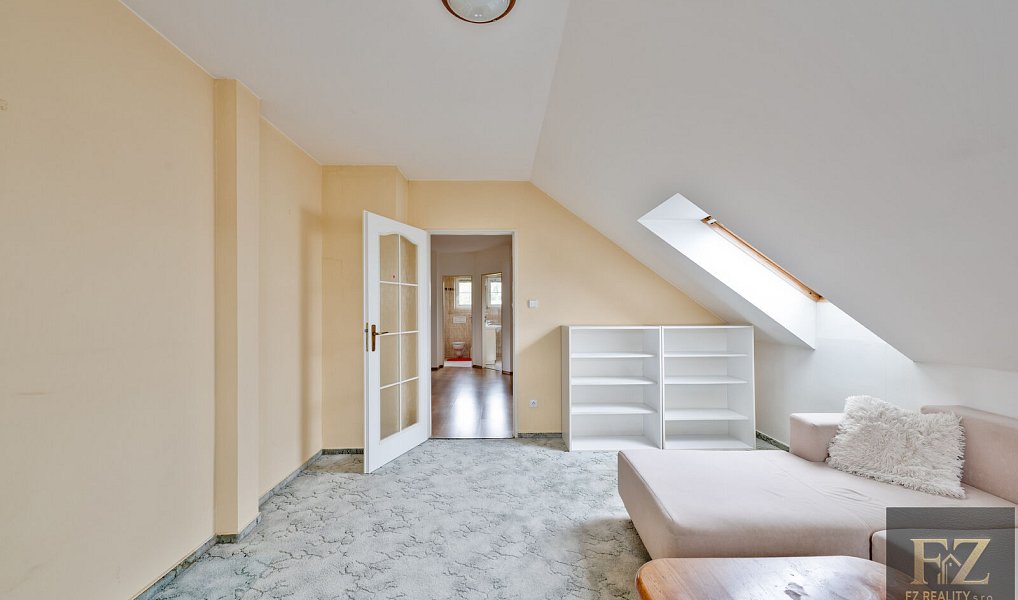 Prodej domu 159 m² s pozemkem 612 m², Litvínovice – náhled fotky 15