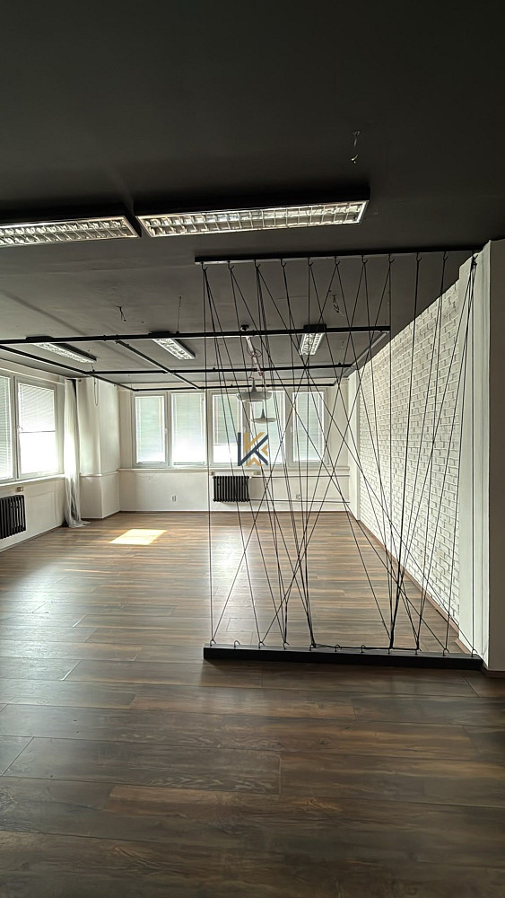 Pronájem kanceláře 55 m² – fotografie 4