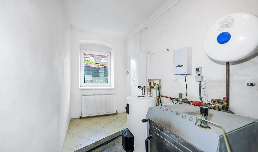 Prodej domu 120 m² s pozemkem 554 m², Teplá – náhled fotky 15