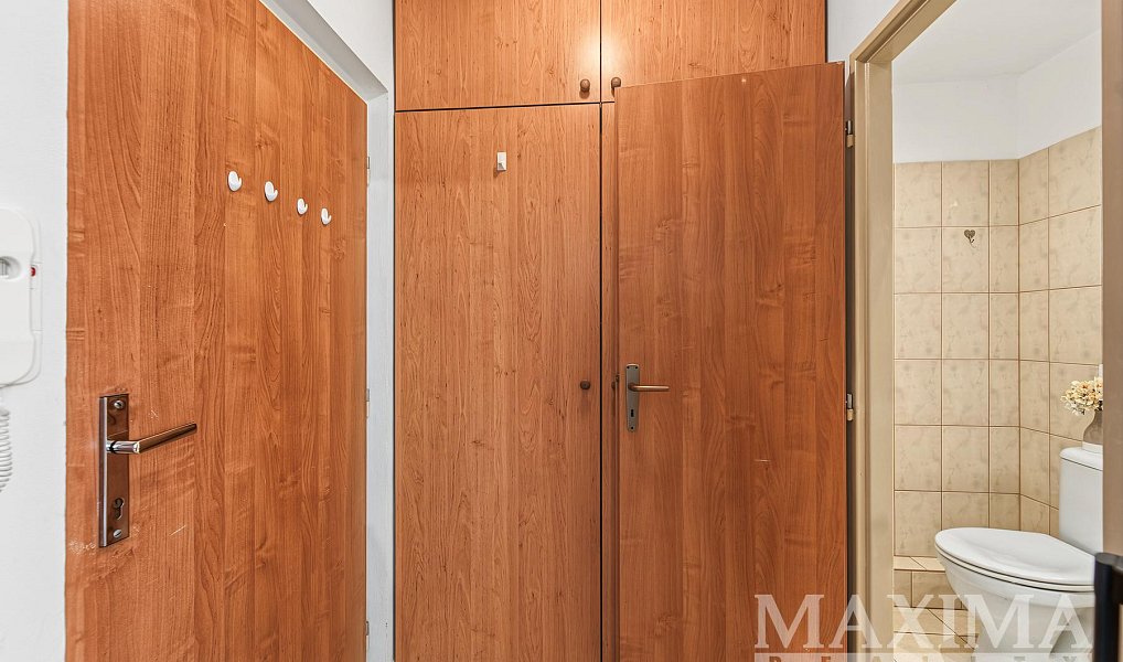 Prodej bytu 1+kk 30 m², Kladno – náhled fotky 12