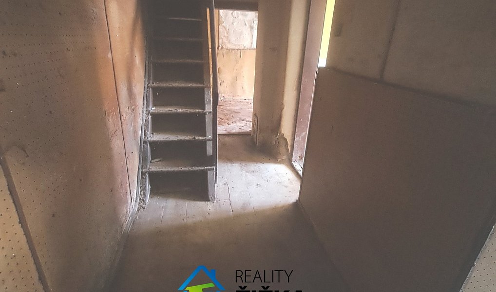 Prodej domu 108 m² s pozemkem 68 m², Rousínov – náhled fotky 2
