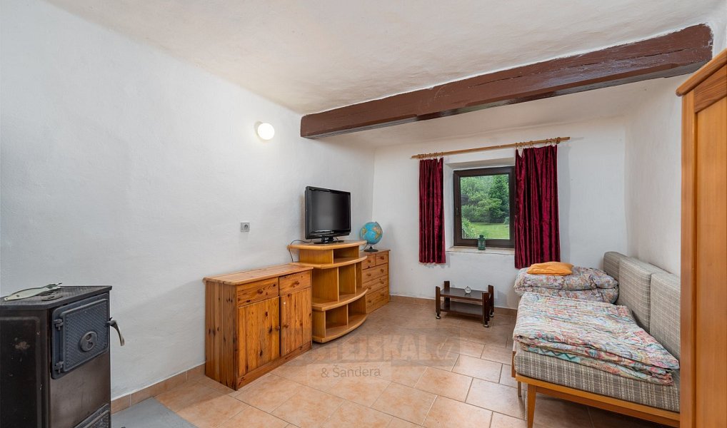 Prodej chaty/chalupy 120 m² s pozemkem 1 101 m², Rožmitál na Šumavě – náhled fotky 9