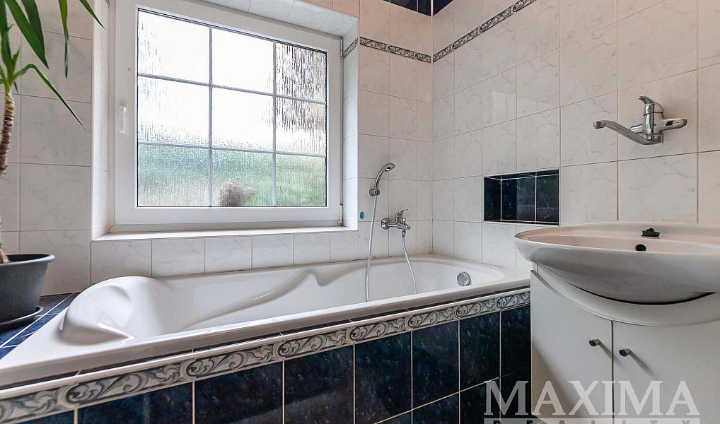 Prodej domu 140 m² s pozemkem 3 096 m², Kostelec nad Černými lesy – náhled fotky 2