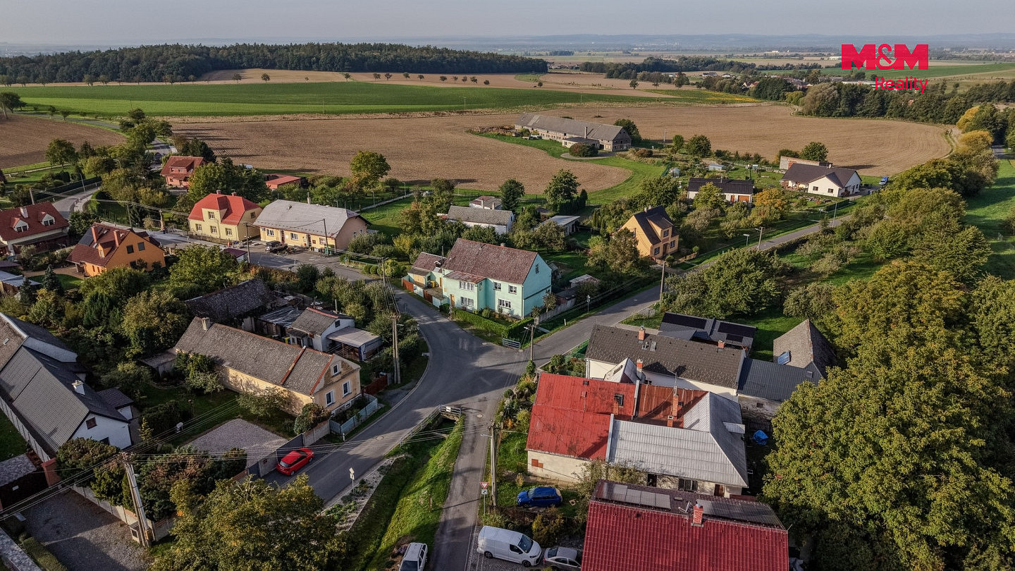 Prodej domu 160 m² s pozemkem 1 212 m² – fotografie 2