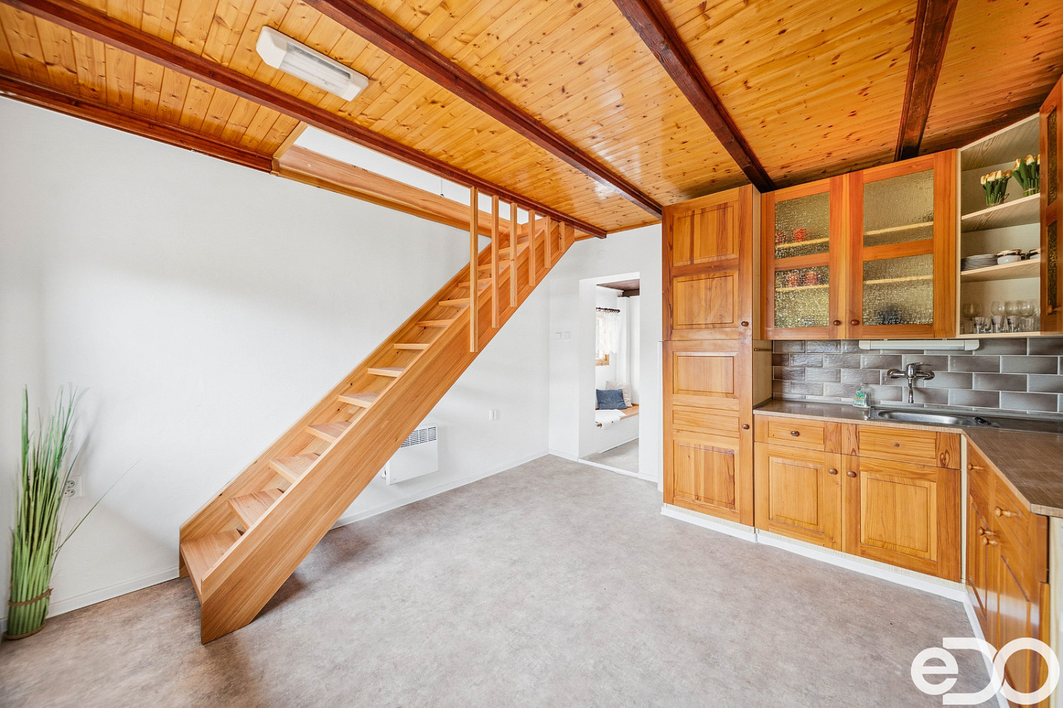 Prodej chaty/chalupy 76 m² s pozemkem 322 m² – fotografie 2