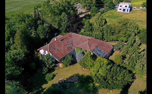 Prodej domu 457 m² s pozemkem 2 978 m², Úhonice, okres Praha-západ