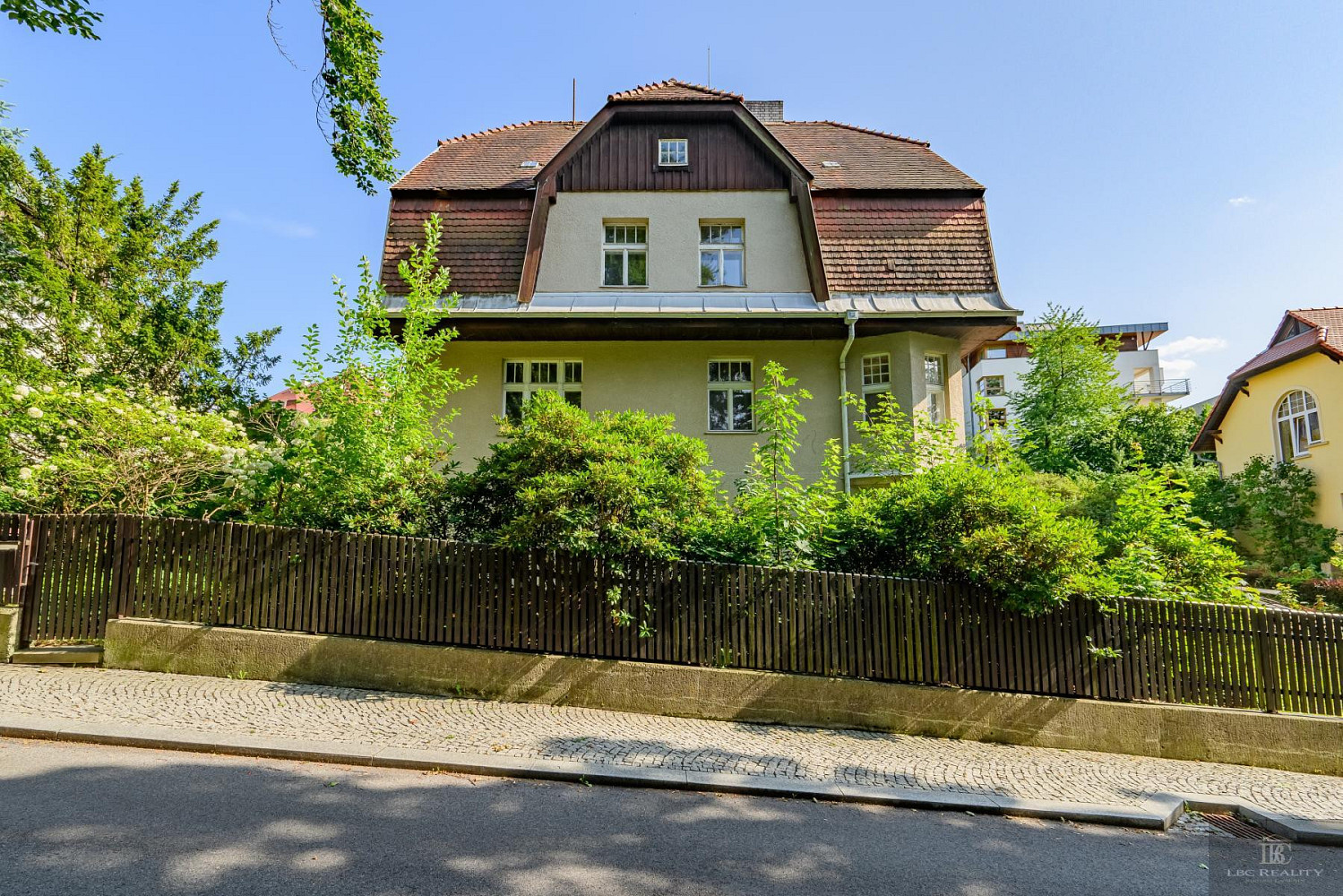 Prodej domu 431 m² s pozemkem 1 207 m² – fotografie 3