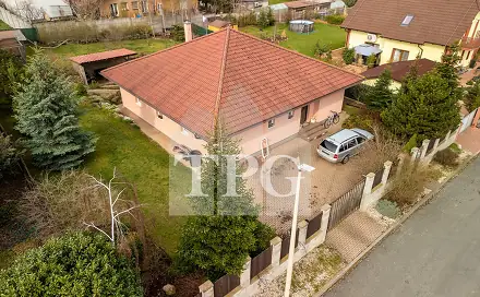 Prodej domu 140 m² s pozemkem 827 m², Pod vodárnou, Doubravčice, okres Kolín