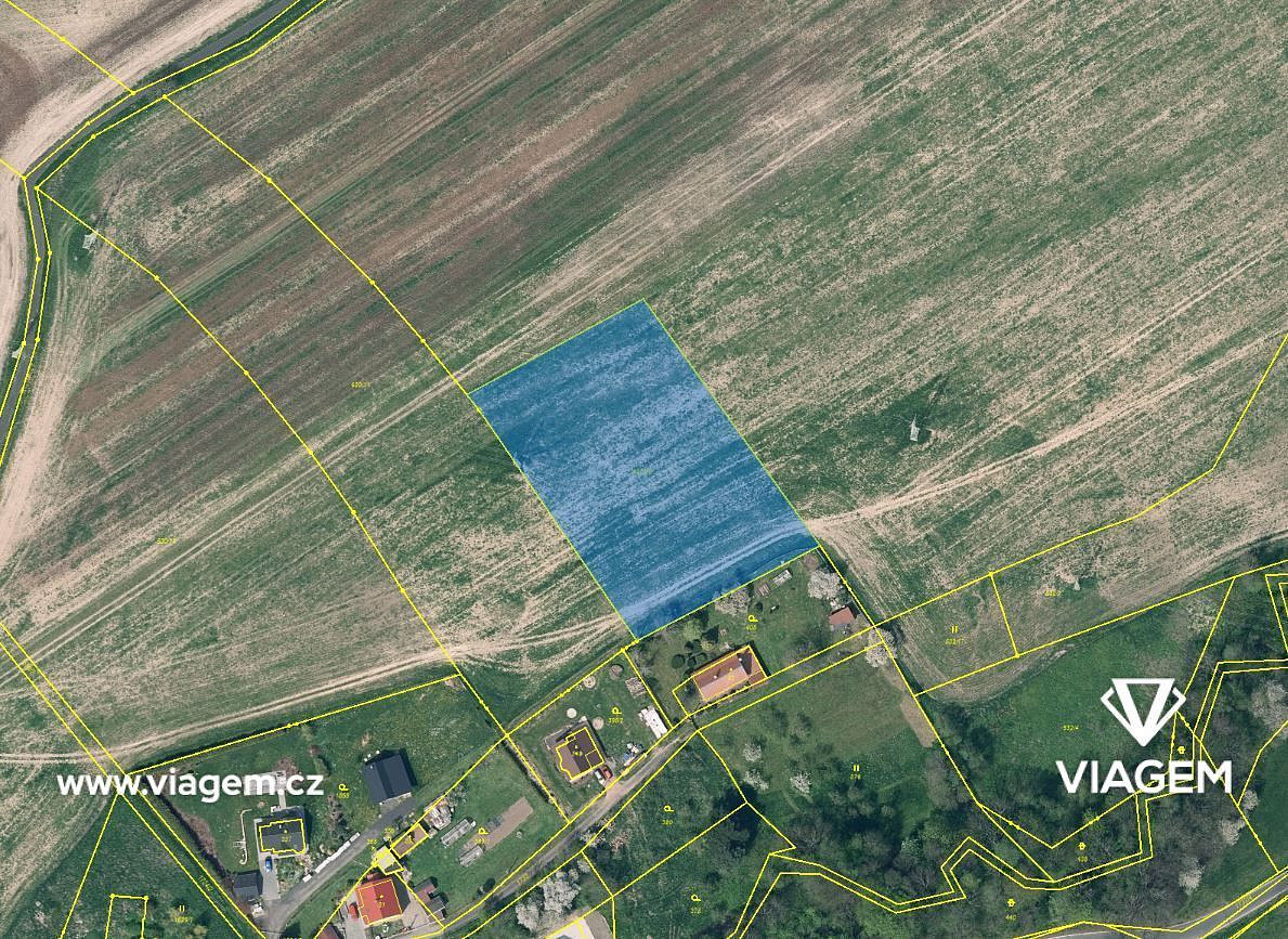 Prodej pole 1 211 m² – fotografie 2