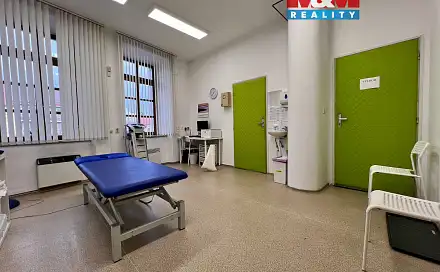 Pronájem obchodních prostor 62 m², Husovo náměstí, Ledeč nad Sázavou, okres Havlíčkův Brod