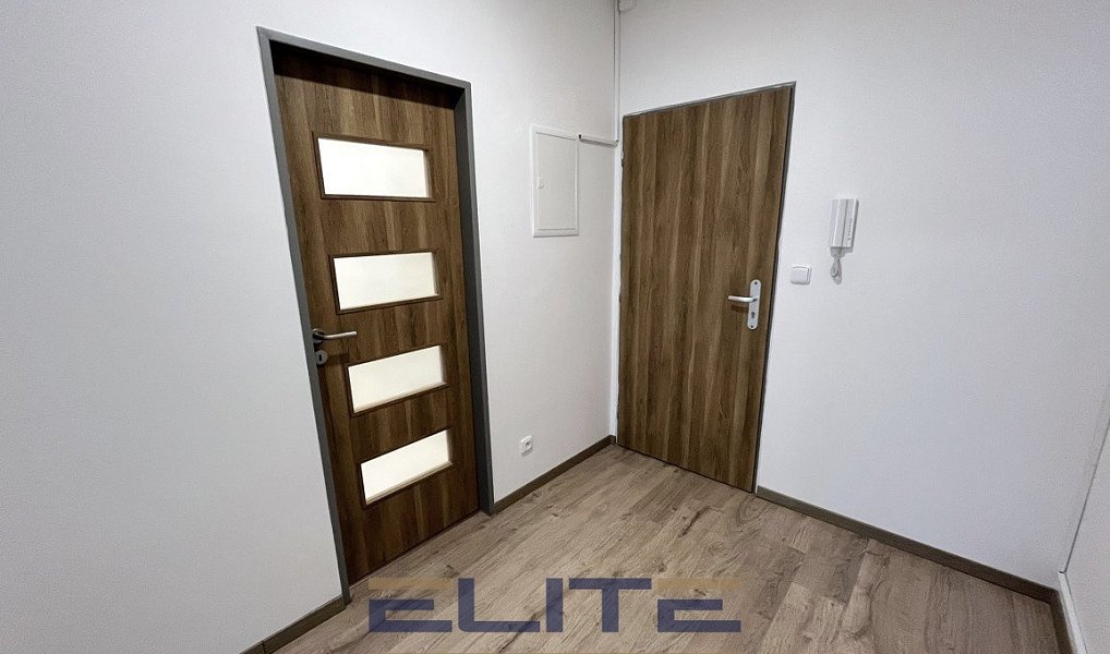 Pronájem bytu 1+kk 30 m², Jablonec nad Nisou – náhled fotky 8