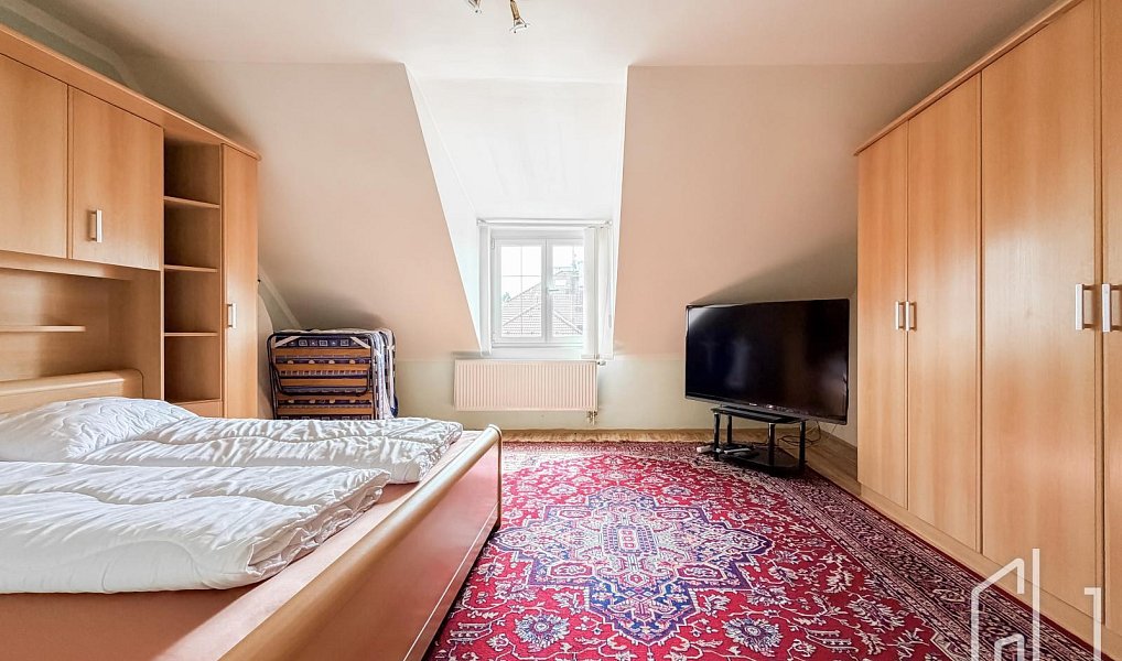 Pronájem domu 170 m² s pozemkem 210 m², Praha – náhled fotky 8
