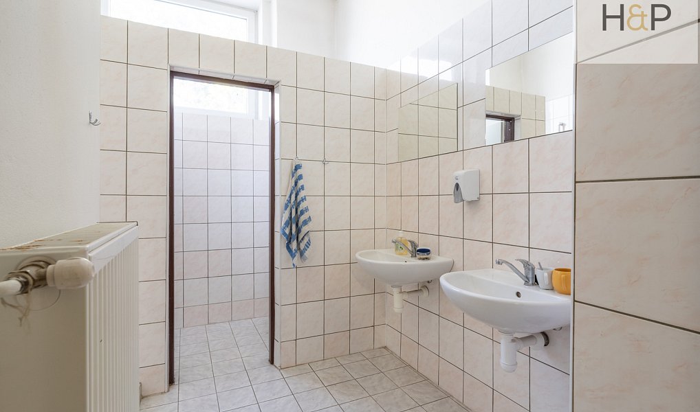 Pronájem skladovacích prostor 1 260 m², Jeseník – náhled fotky 7