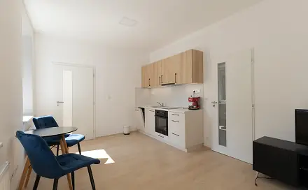 Pronájem bytu 2+kk 32 m²
