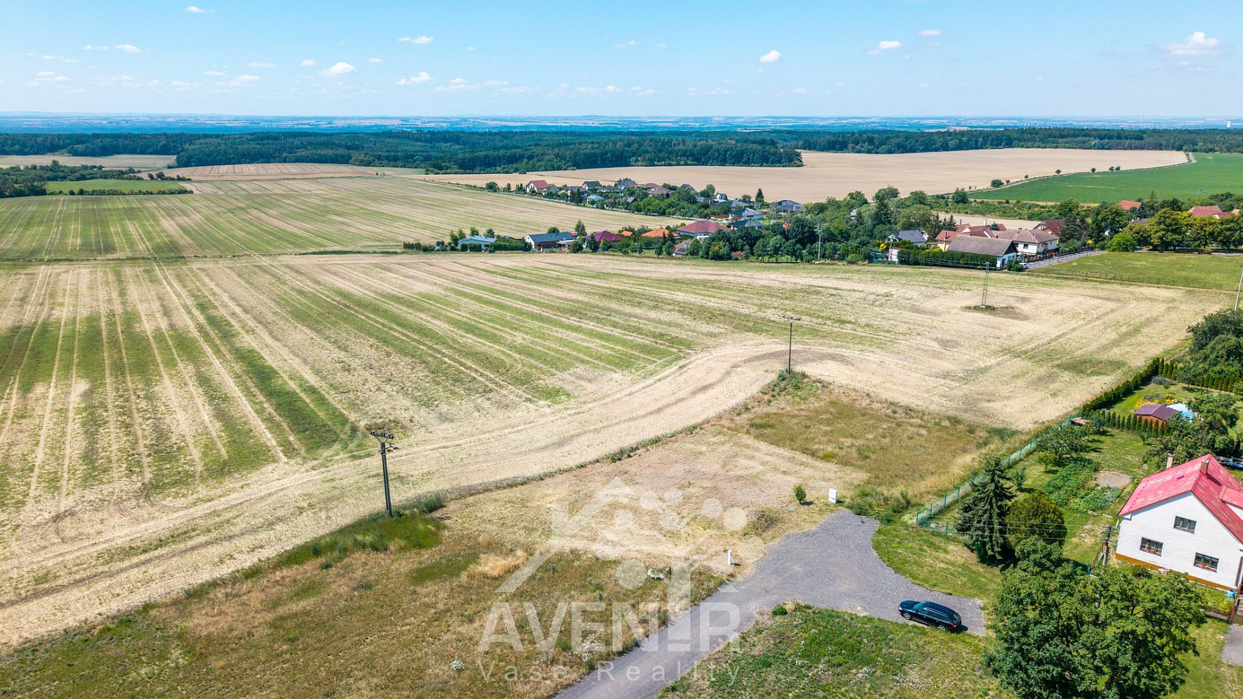 Prodej stavebního pozemku 815 m² — photo 2