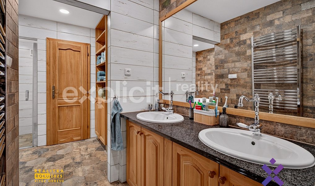 Prodej domu 1 025 m² s pozemkem 4 452 m², Jemnice – náhled fotky 23