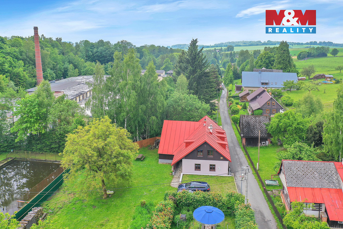Prodej domu 181 m² s pozemkem 1 430 m²
