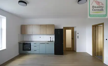 Pronájem bytu 3+kk 60 m²