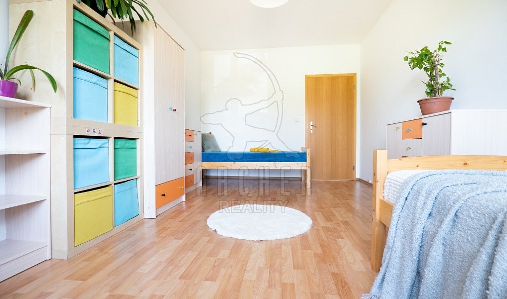 Prodej domu 130 m² s pozemkem 261 m², Jesenice – náhled fotky 20