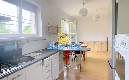 Pronájem bytu 3+kk 94 m², Pod Stárkou, Praha 4 - Michle