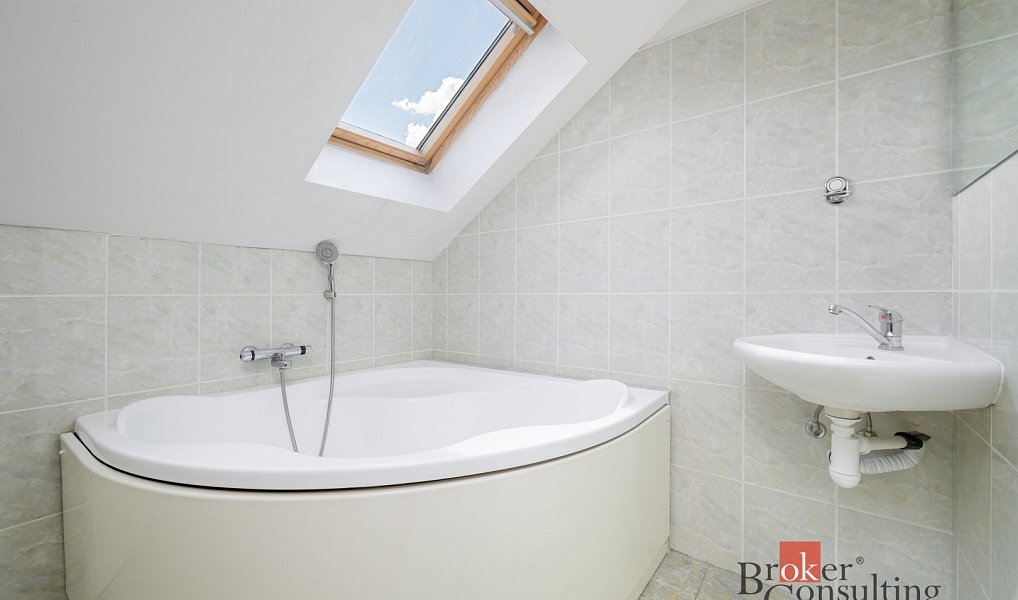 Prodej bytu 4+1 128 m², Jablonec nad Nisou – náhled fotky 26