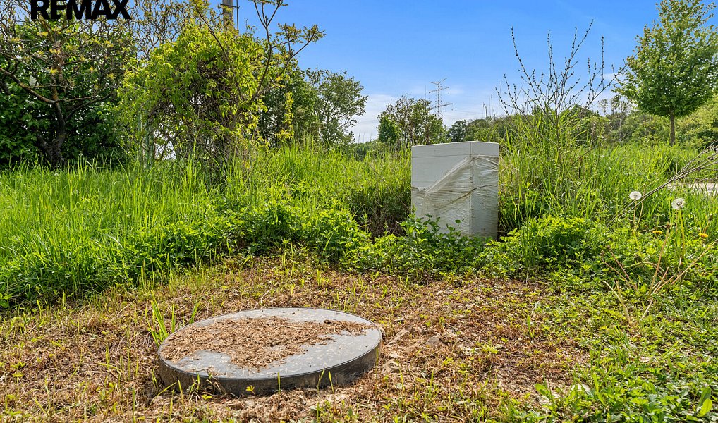 Prodej stavebního pozemku 950 m², Mořina – náhled fotky 15