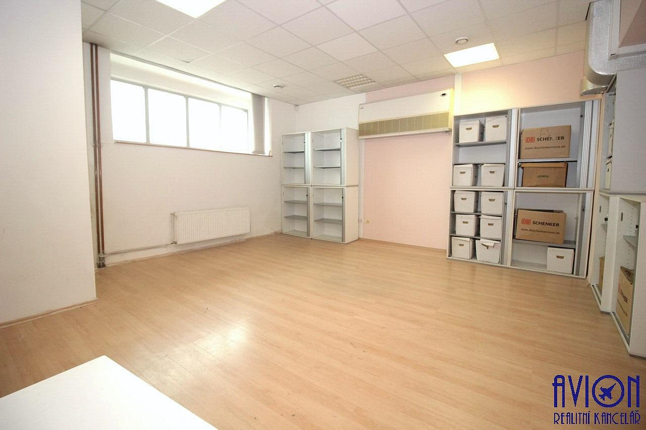 Pronájem kanceláře 103 m² – fotografie 2