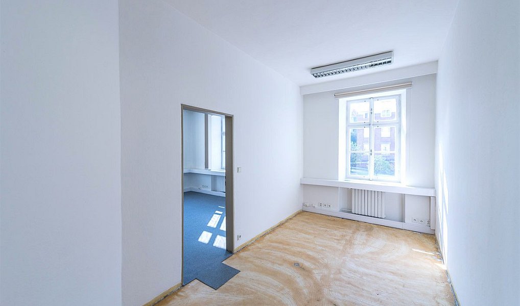 Pronájem kanceláře 46 m², Praha – náhled fotky 2