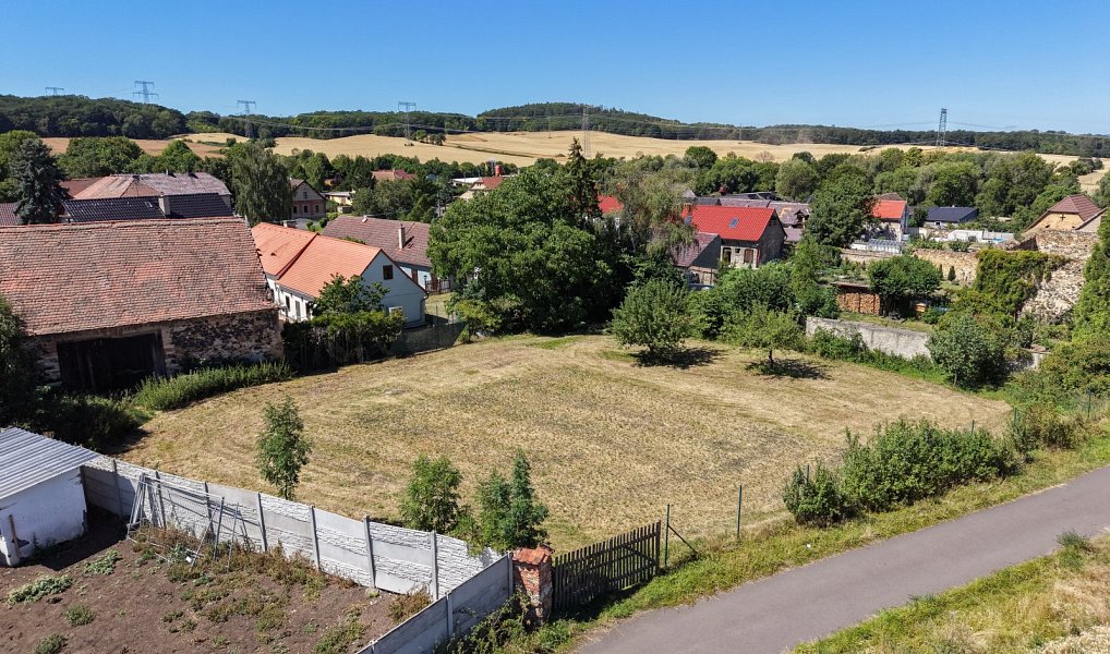 Prodej domu 140 m² s pozemkem 1 911 m², Měrunice – náhled fotky 31