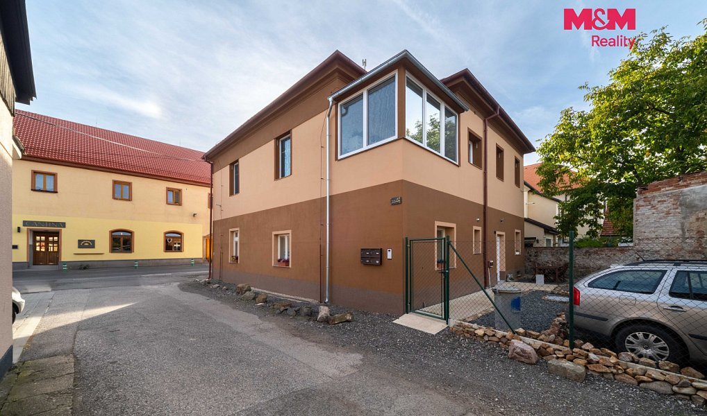 Prodej bytu 4+kk 64 m², Lochovice – náhled fotky 25