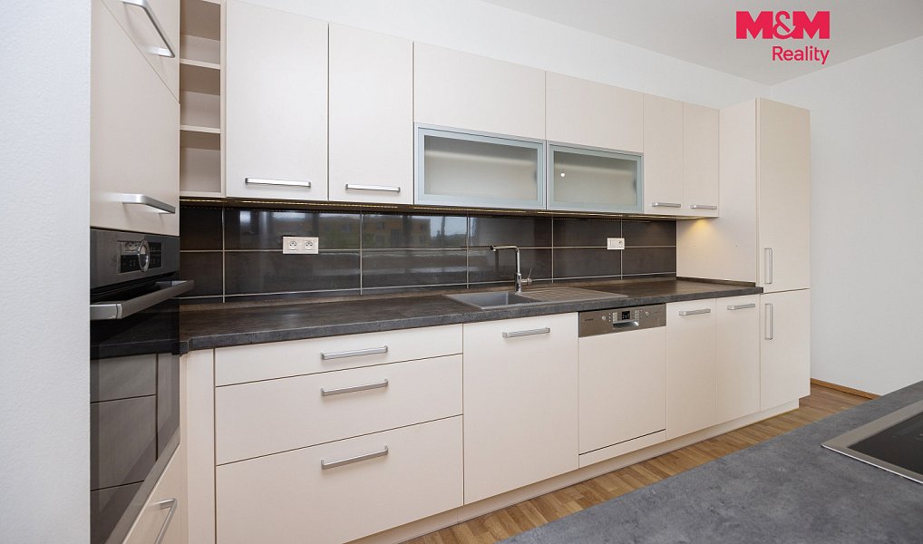Prodej bytu 3+kk 119 m², Pardubice – náhled fotky 22
