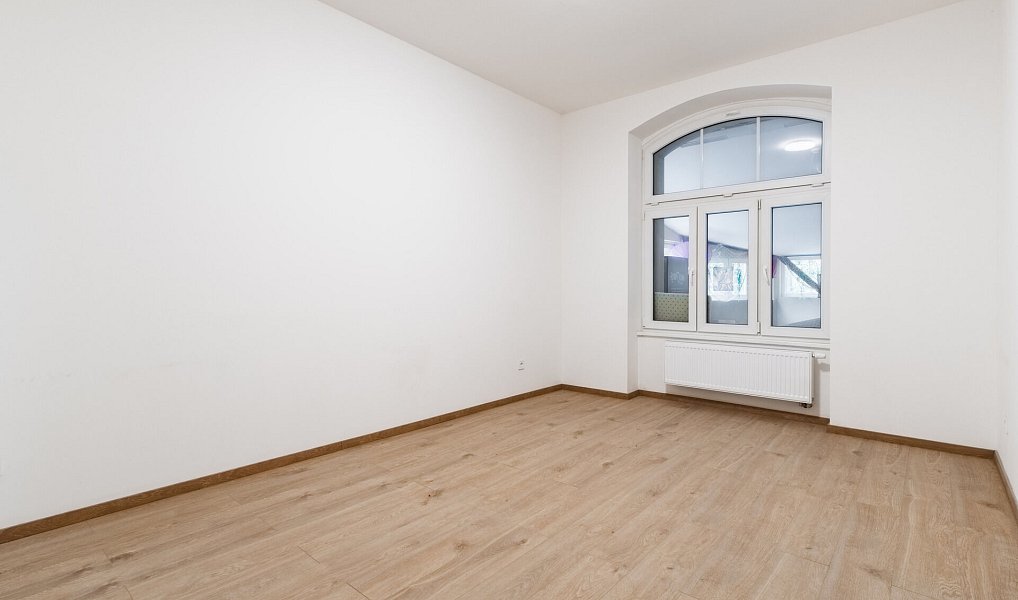 Pronájem obchodních prostor 20 m², Praha – náhled fotky 4
