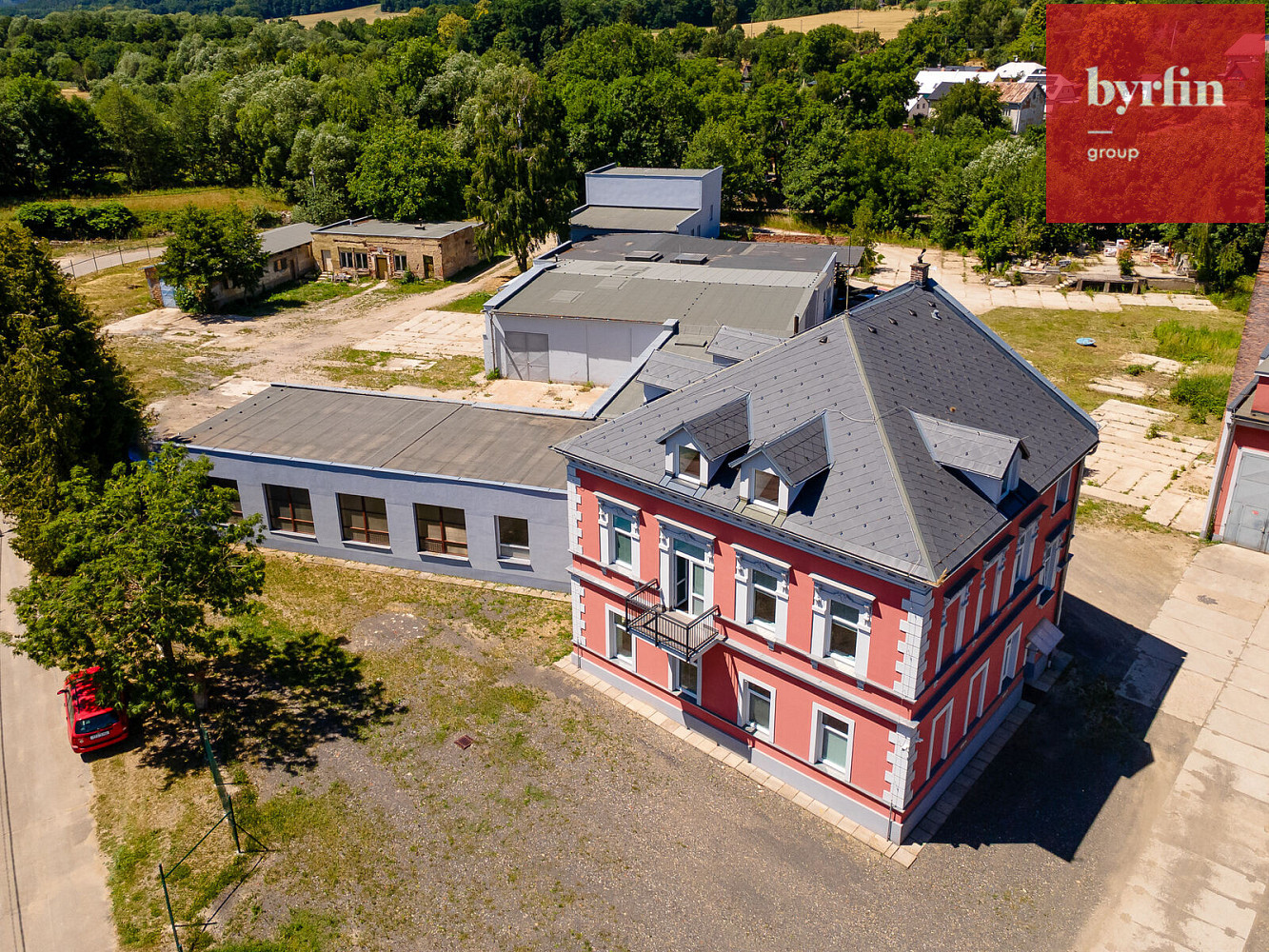 Prodej výrobních prostor 12 420 m²