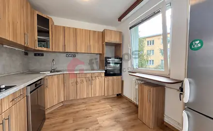 Pronájem bytu 3+kk 77 m², Pražského povstání, Benešov
