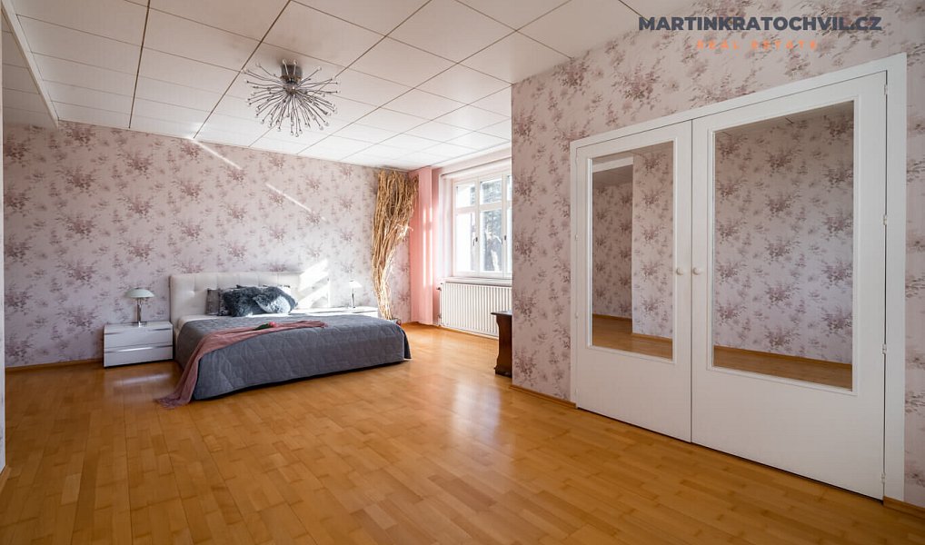 Prodej domu 312 m² s pozemkem 927 m², Praha – náhled fotky 28