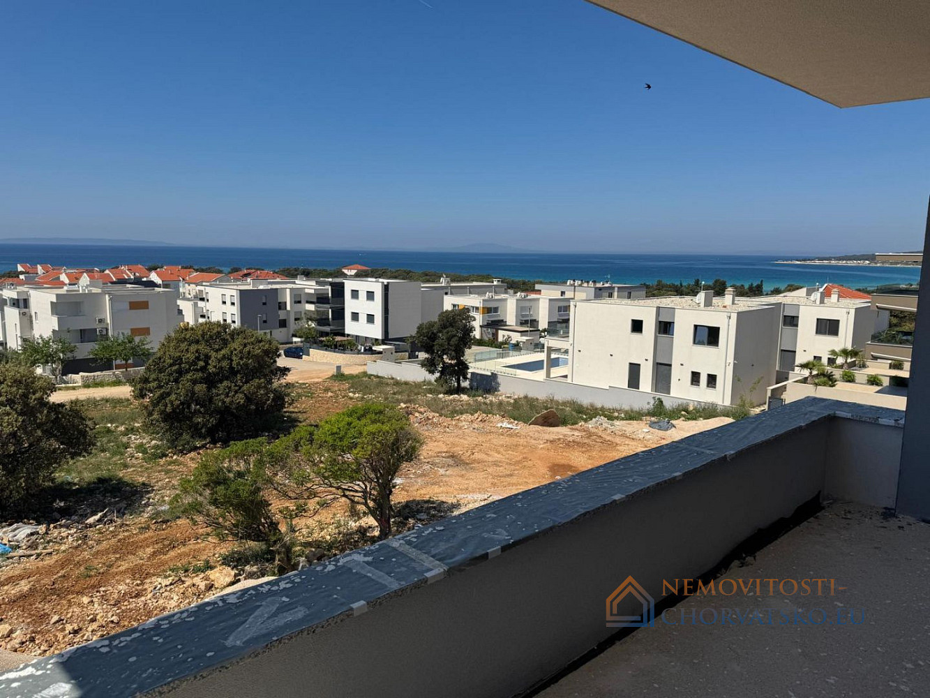 Prodej bytu 3+kk 84 m² – pohled 3