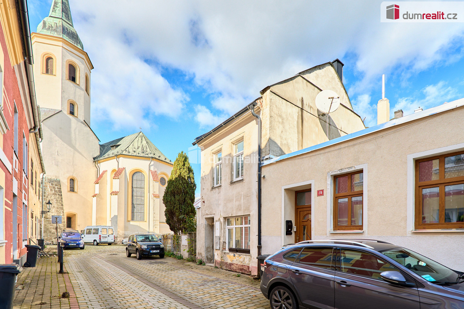 Prodej domu 100 m² s pozemkem 48 m²