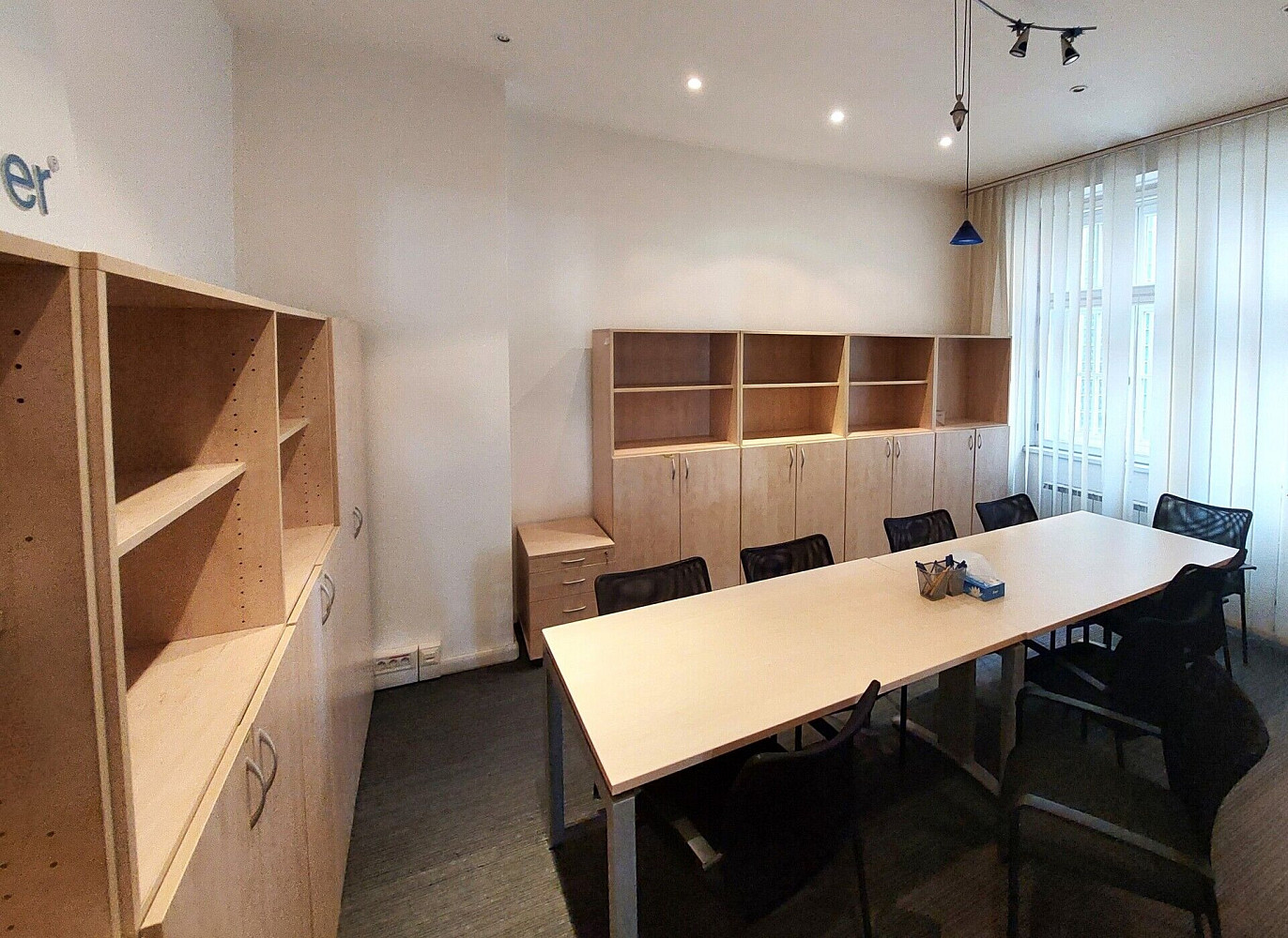 Pronájem kanceláře 36 m² – fotografie 2