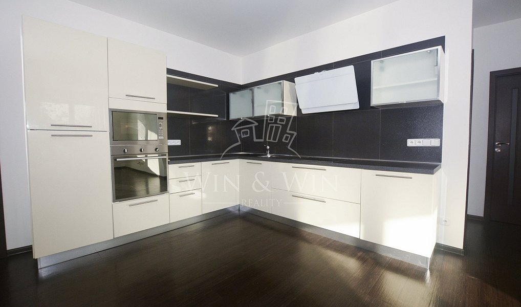 Pronájem bytu 4+kk 124 m², Praha – náhled fotky 3