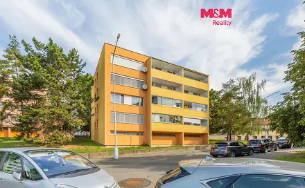 Prodej bytu 1+kk 26 m², Všehlušická, Slaný, okres Kladno