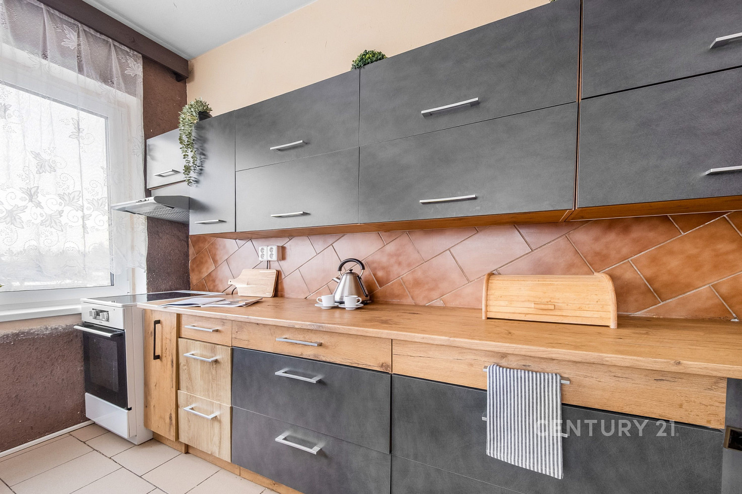 Prodej domu 230 m² s pozemkem 1 063 m² — photo 4