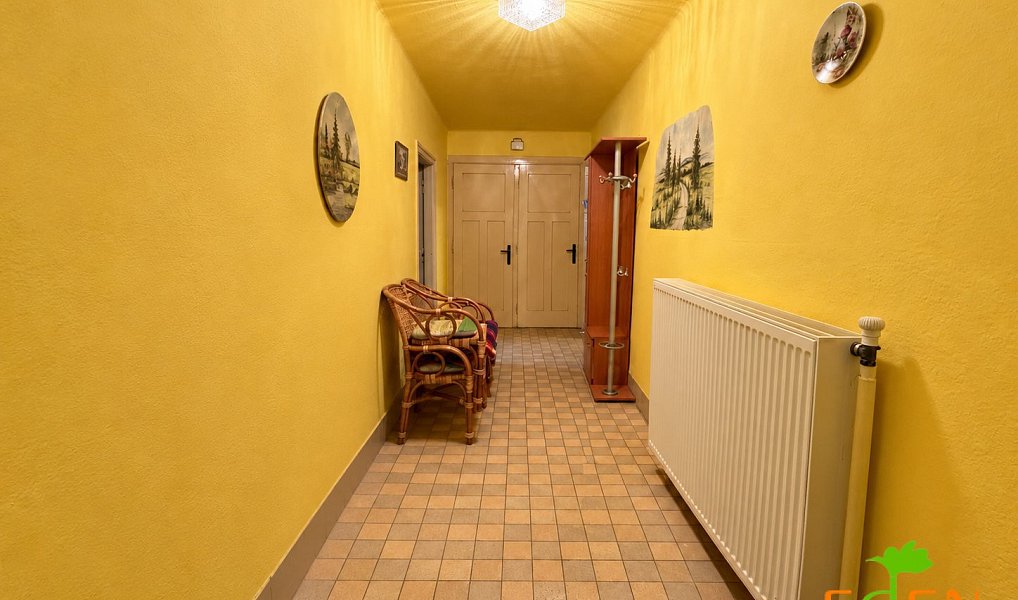 Prodej domu 175 m² s pozemkem 4 223 m², Kasejovice – náhled fotky 14