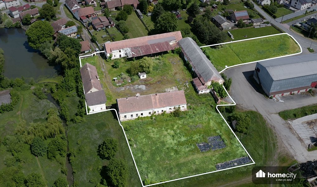 Prodej komerčního objektu (jiného typu) 1 300 m², Horní Lukavice – náhled fotky 3